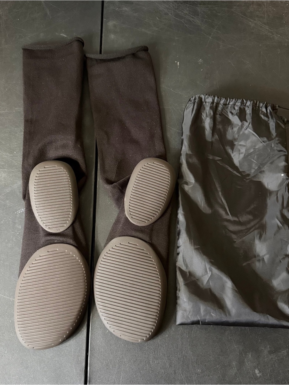 Size 2 - YZY Pods